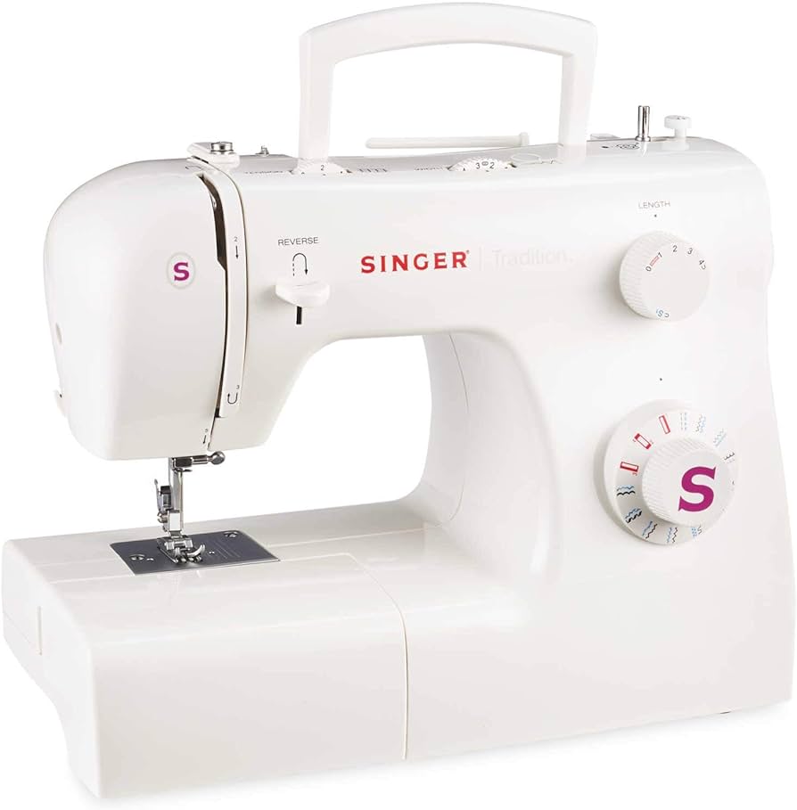SINGER SEWING MACHINE 22 STITCHES